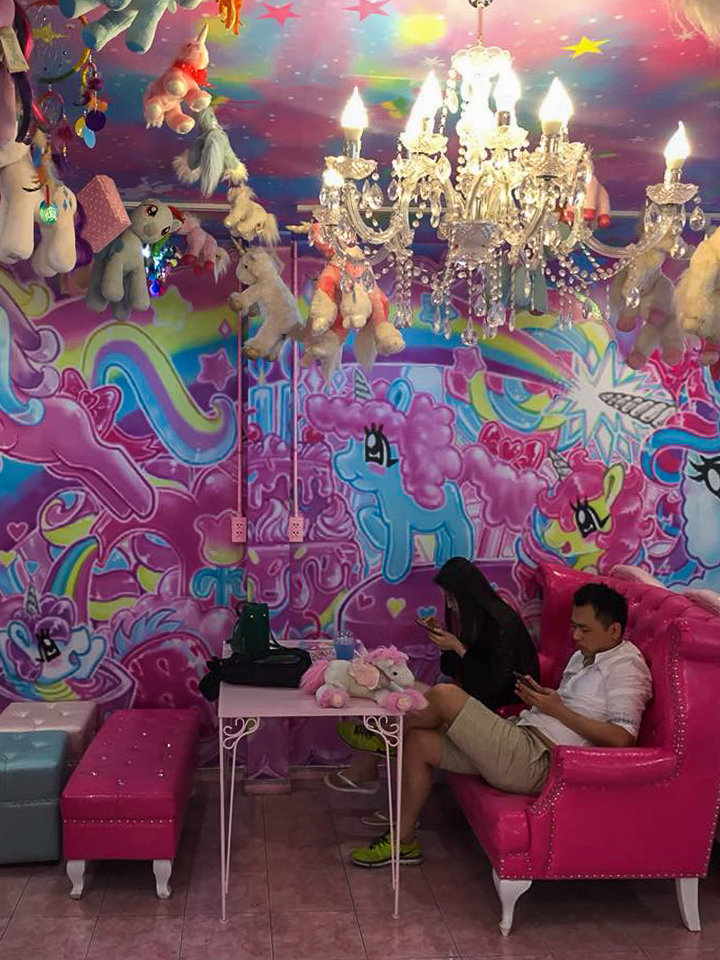 Bangkok, Unicorn Cafe