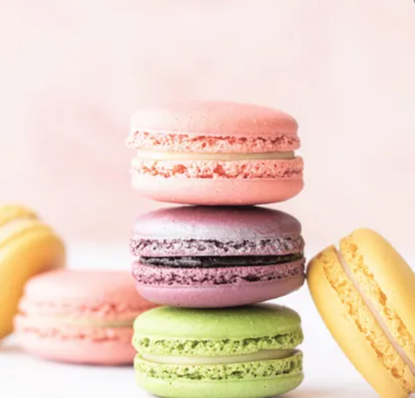 Bake macarons
